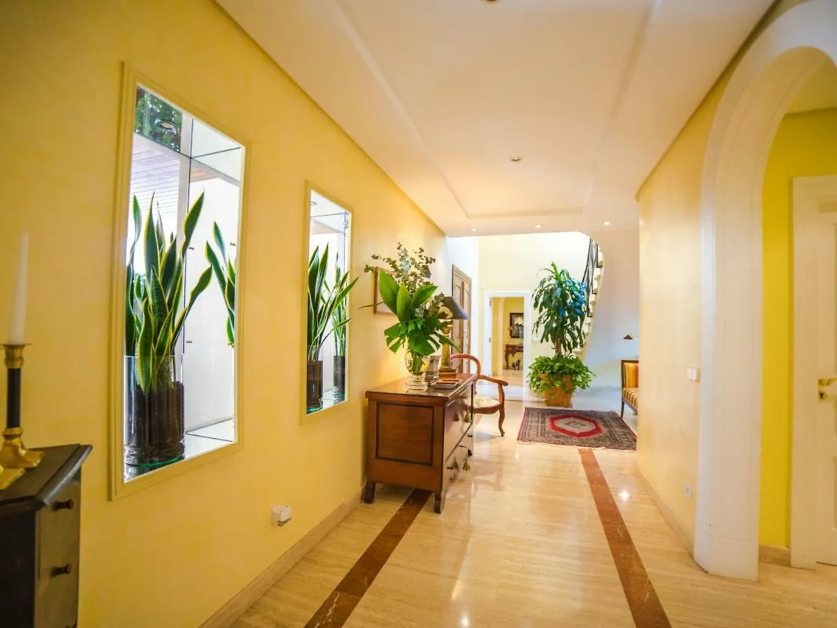 Villa Oasis Muntaner By Interhome Инка